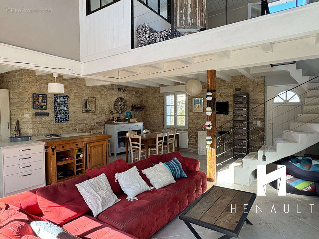 Maison Sainte Marie De Re 4 pièce(s) 108 m2 - photo 8