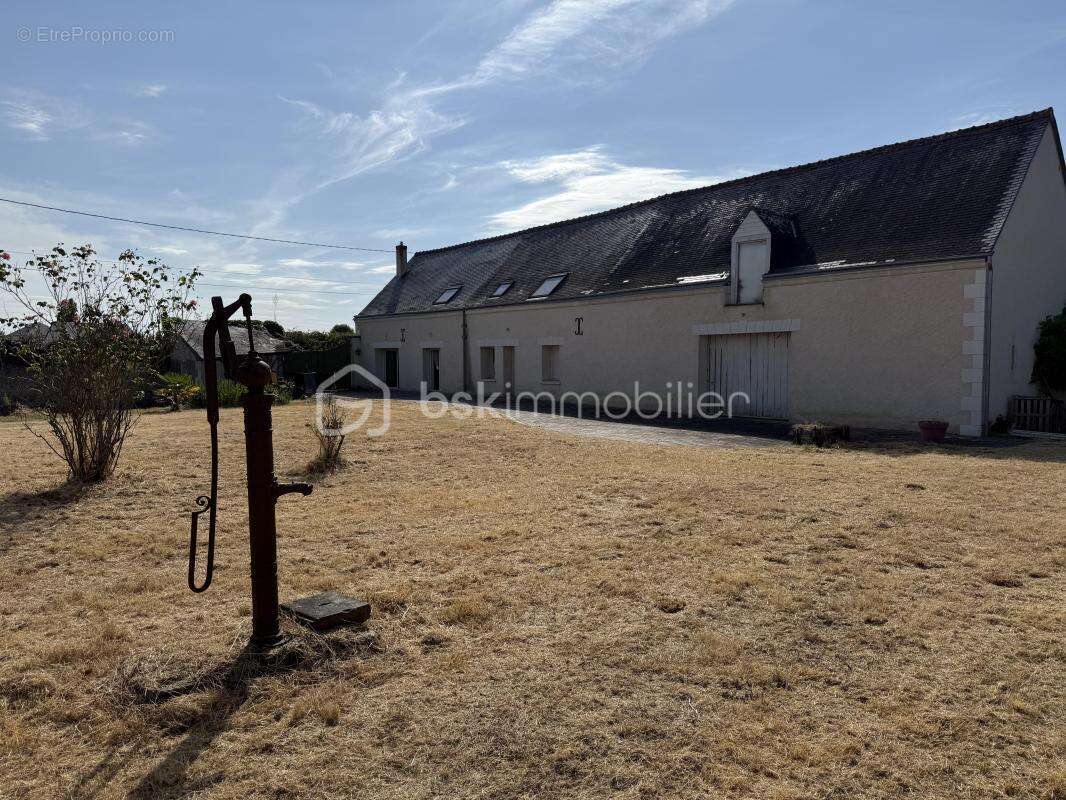 Maison à LA MEMBROLLE-SUR-CHOISILLE