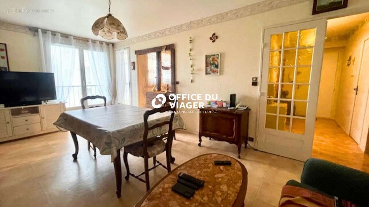 Appartement à CANTELEU