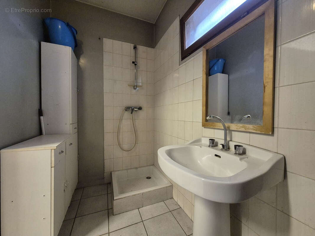 Commerce à ALBERTVILLE