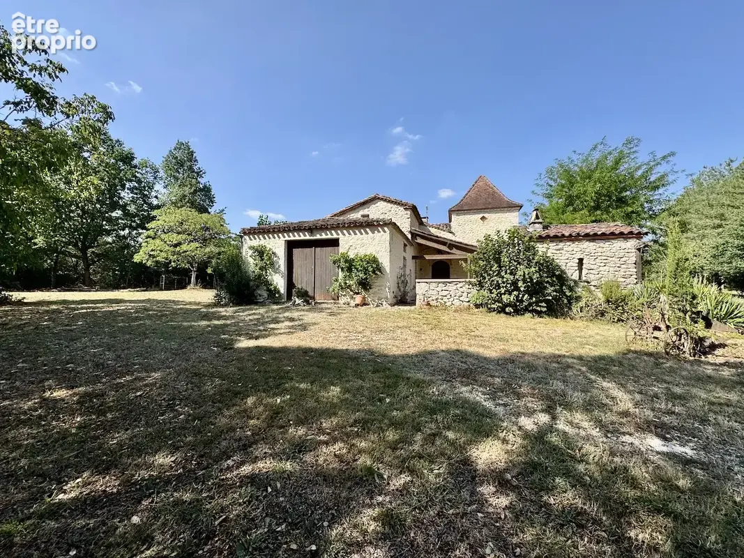 LACAUSSADE, maison en pierres d'environ 200 m2, 5 chambres avec terrain d'1ha4 - photo 25