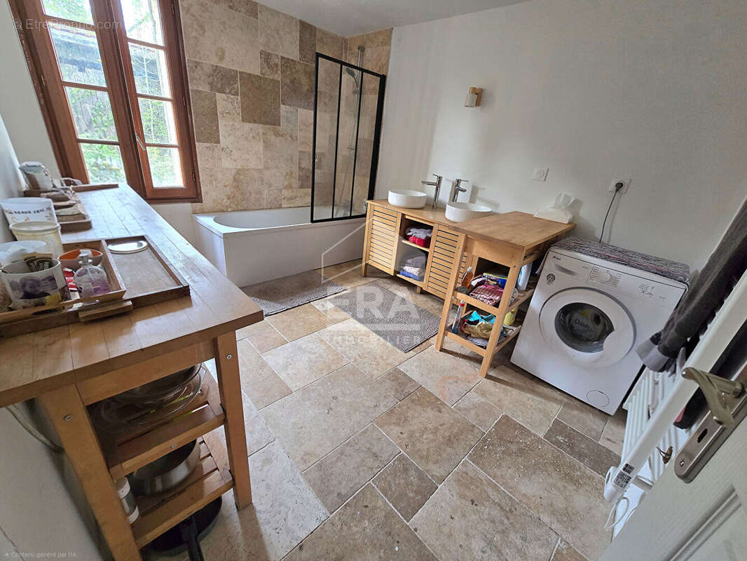 Maison à MONTPON-MENESTEROL