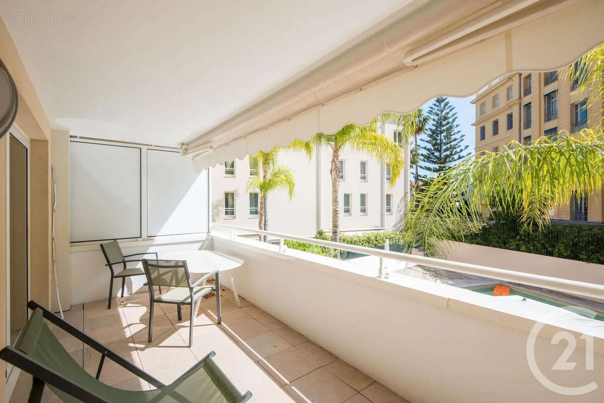 Appartement à BEAULIEU-SUR-MER