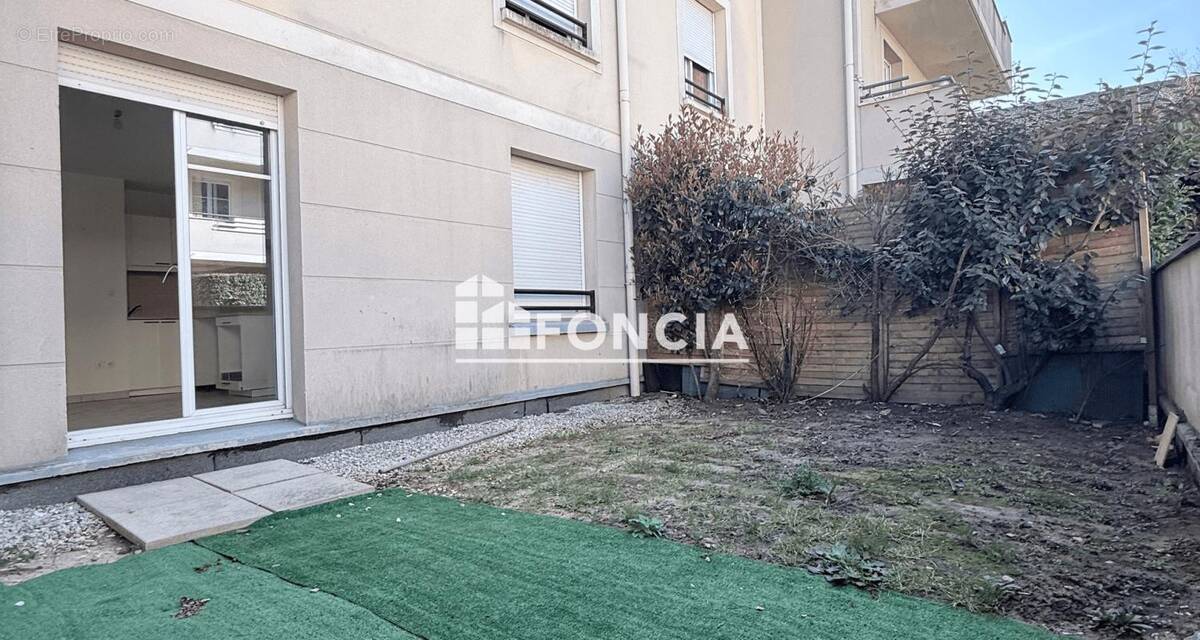 Appartement à PONTAULT-COMBAULT