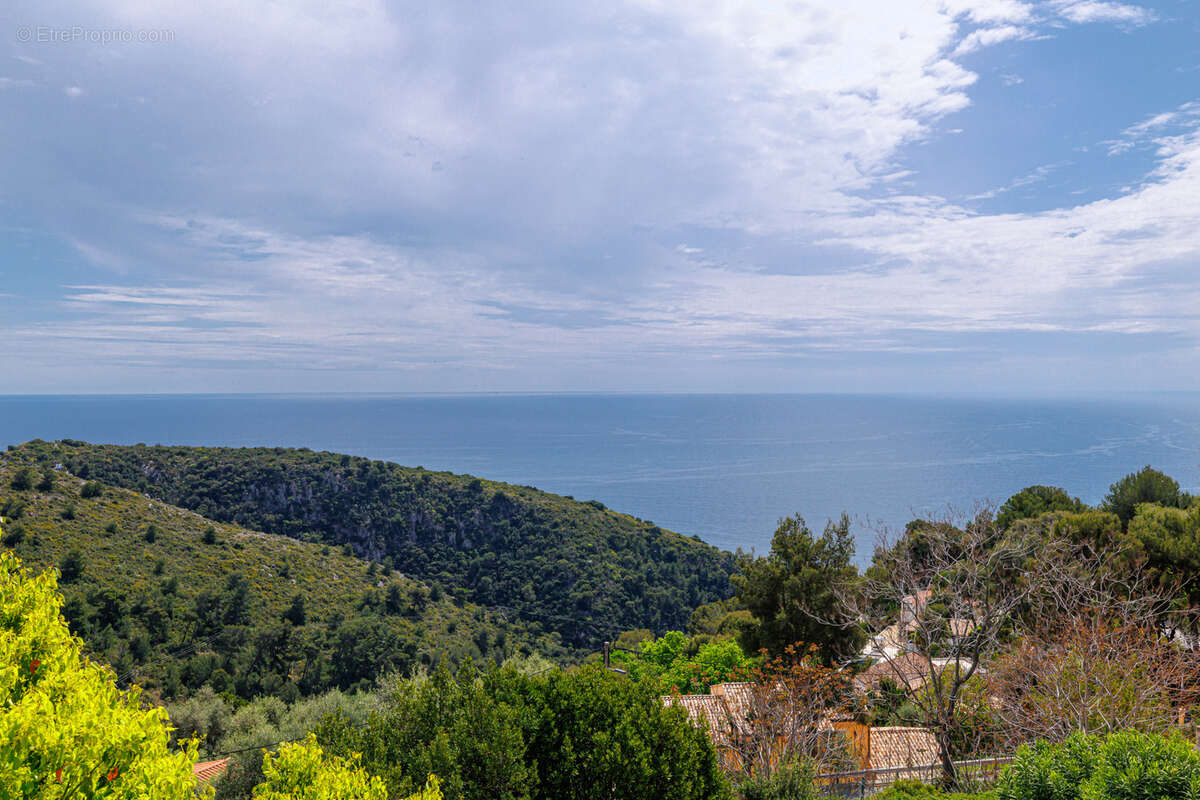 Maison à EZE