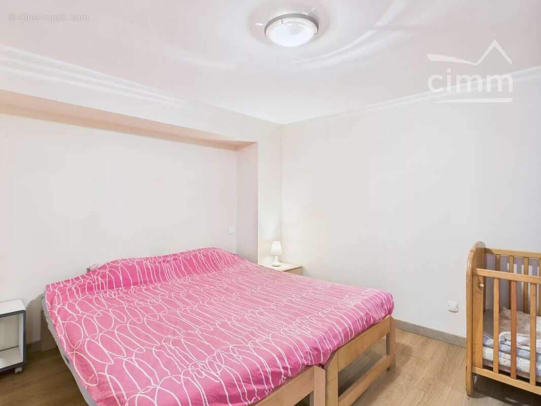 Maison à MOLIERES-SUR-CEZE