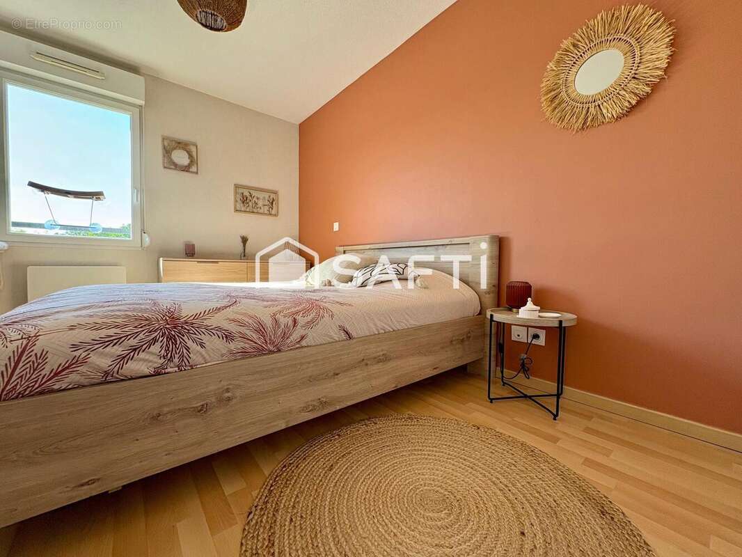 Photo 5 - Appartement à PAREMPUYRE