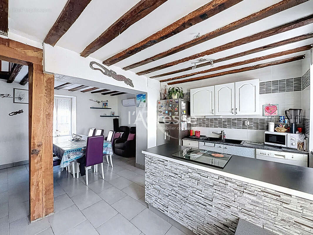 Maison à NANTEUIL-LES-MEAUX