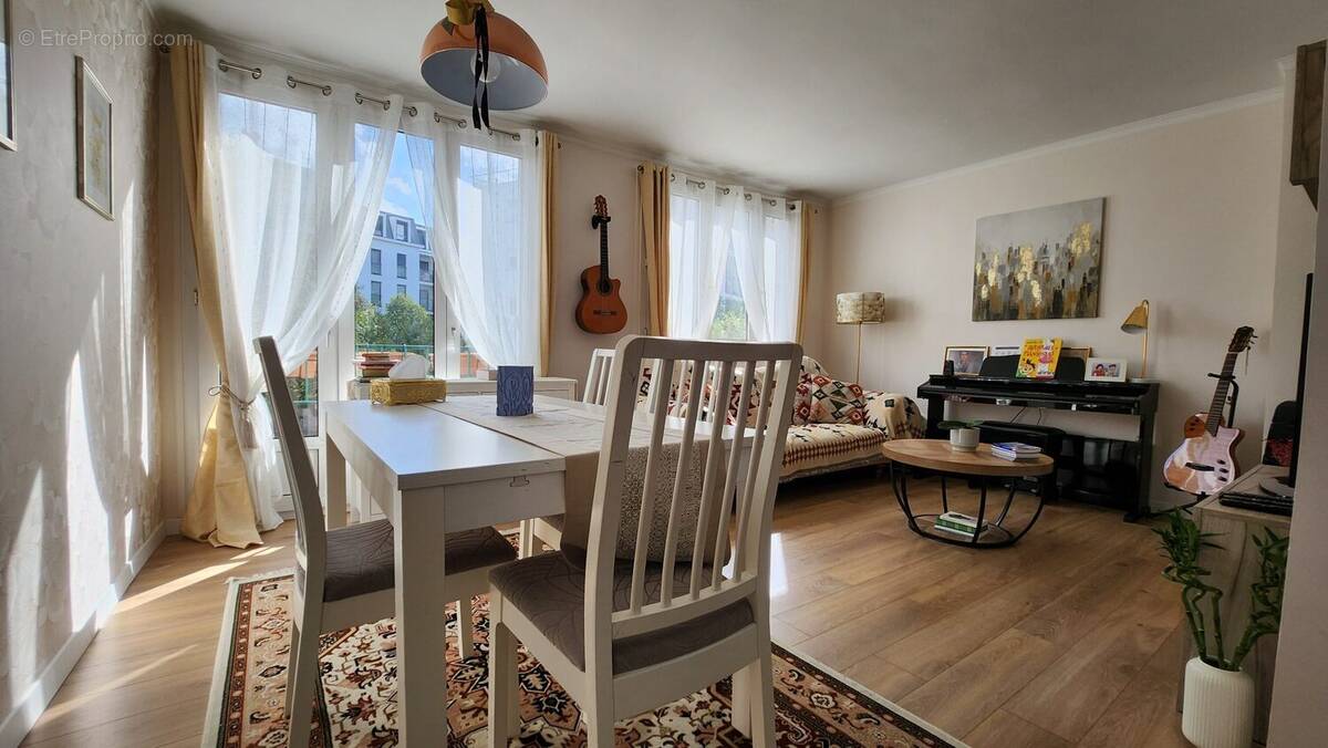 Appartement à MAISONS-ALFORT