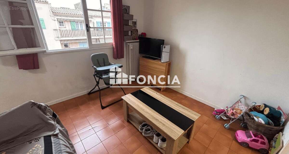 Appartement à VALLAURIS