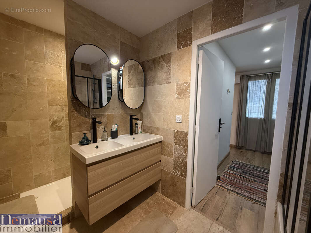 Appartement à NIMES