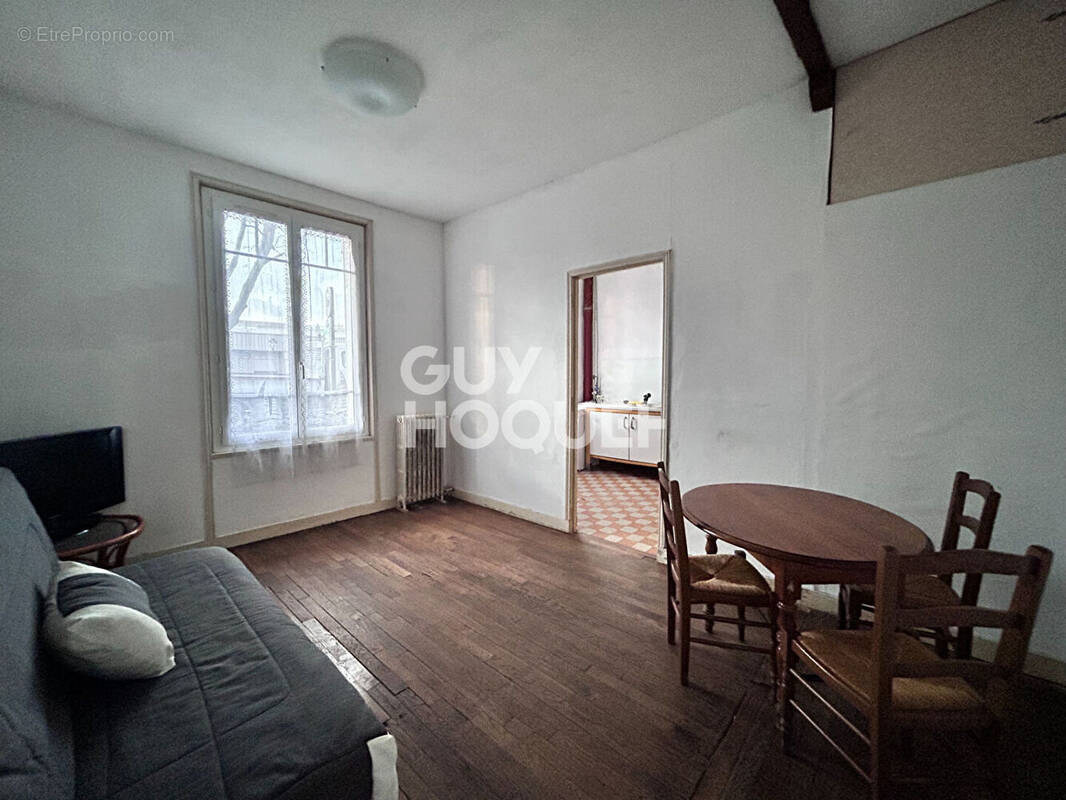 Appartement à L'HAY-LES-ROSES