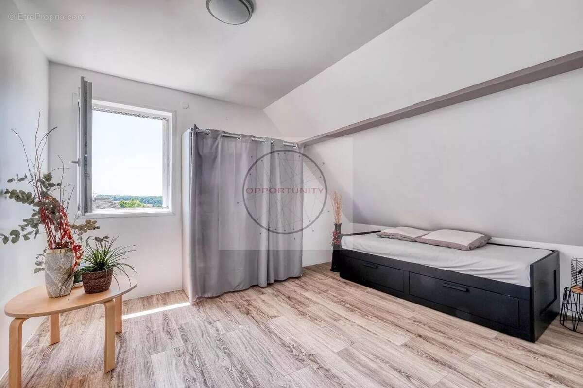 Maison à JOUY-SUR-MORIN