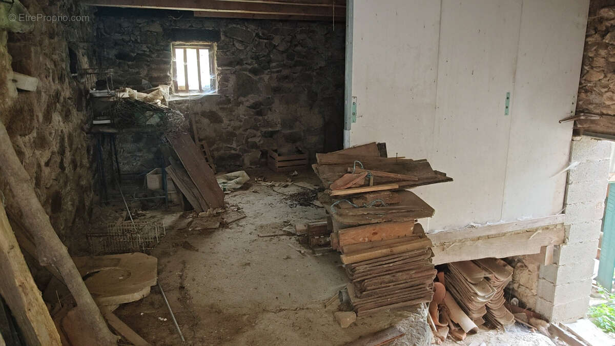 Maison à VERNOUX-EN-VIVARAIS