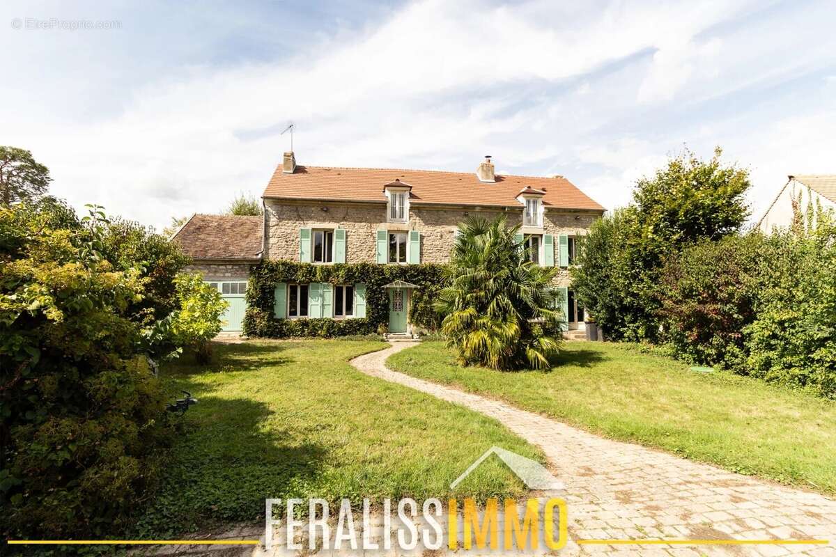 Maison à AVERNES