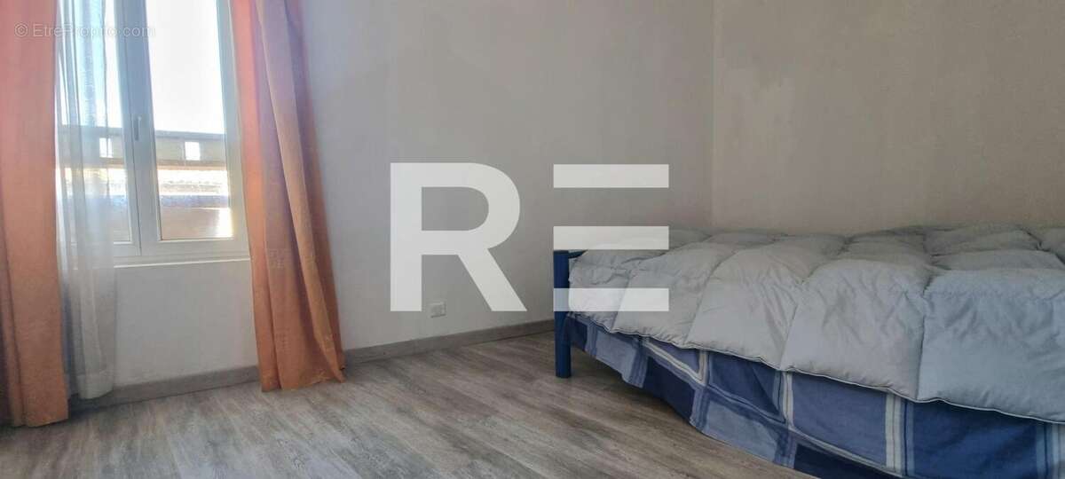 Appartement à LUNEL