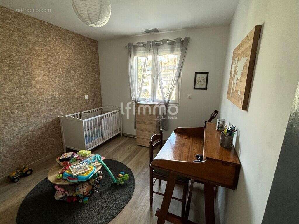 Maison familiale contemporaine – 5 chambres – Piscine – DPE A - photo 8