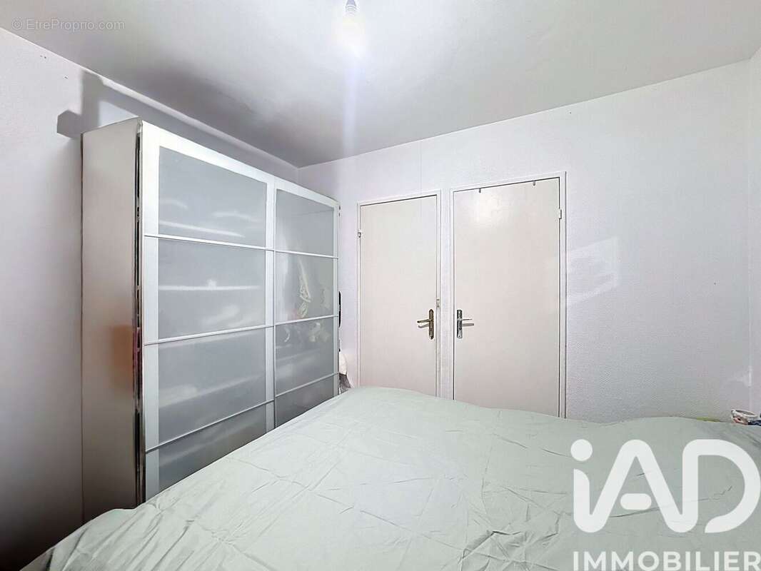 Photo 6 - Appartement à VILLENEUVE-LA-GARENNE