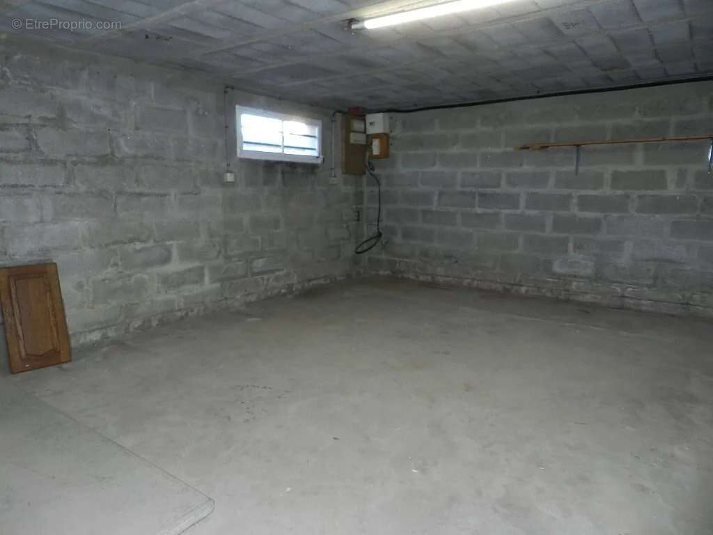 Maison à SAINT-PIERRE-SUR-DIVES