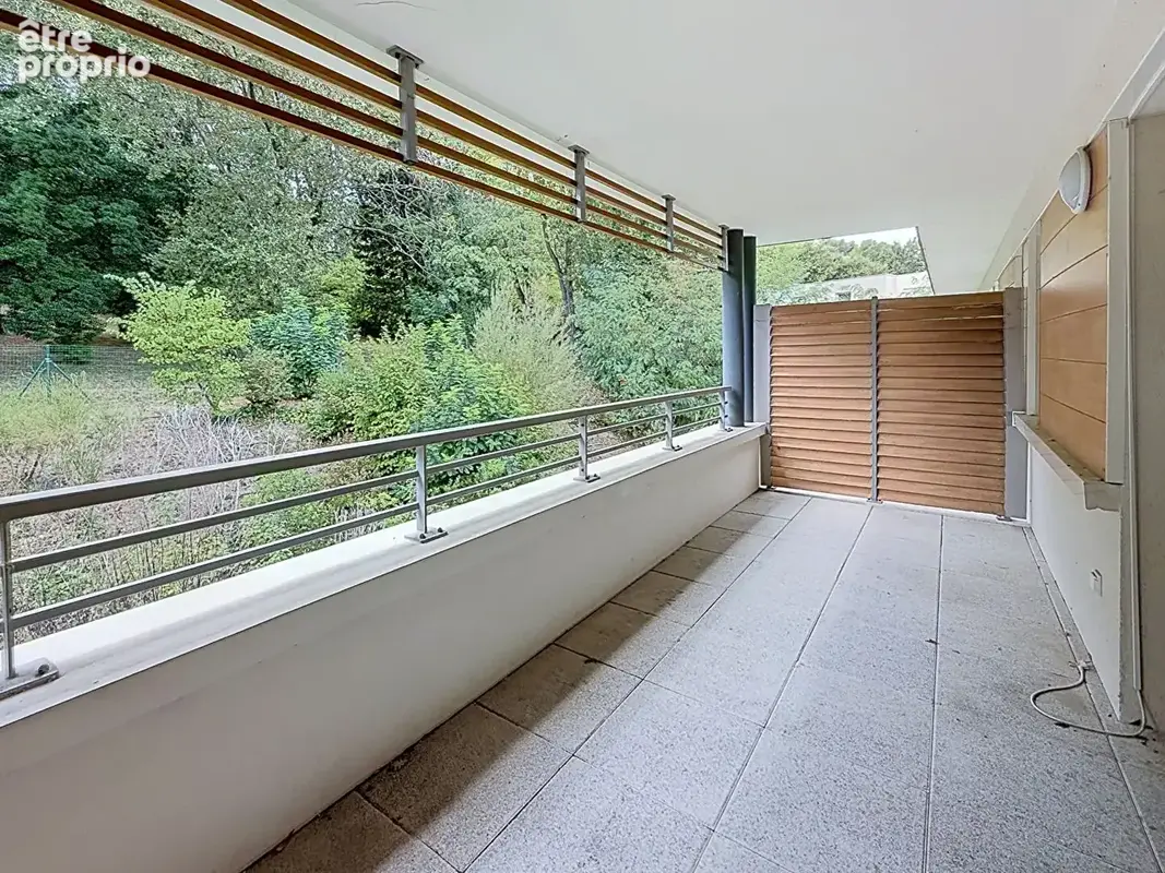 Photo Appartement à Villeneuve-Les-Avignon au prix de 165 000€