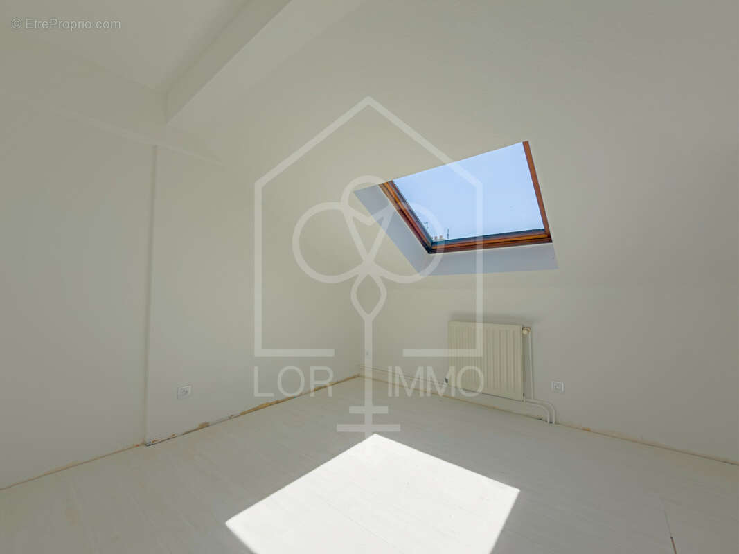 Appartement à MONTOIS-LA-MONTAGNE