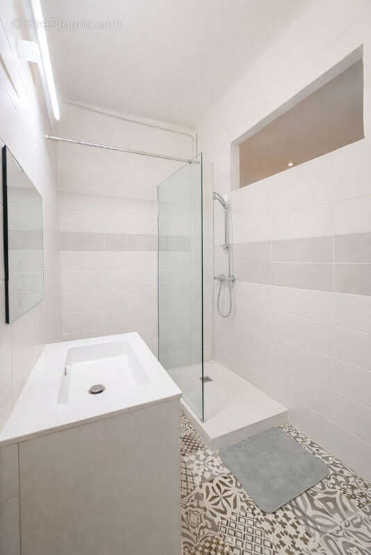 Appartement à MARSEILLE-7E