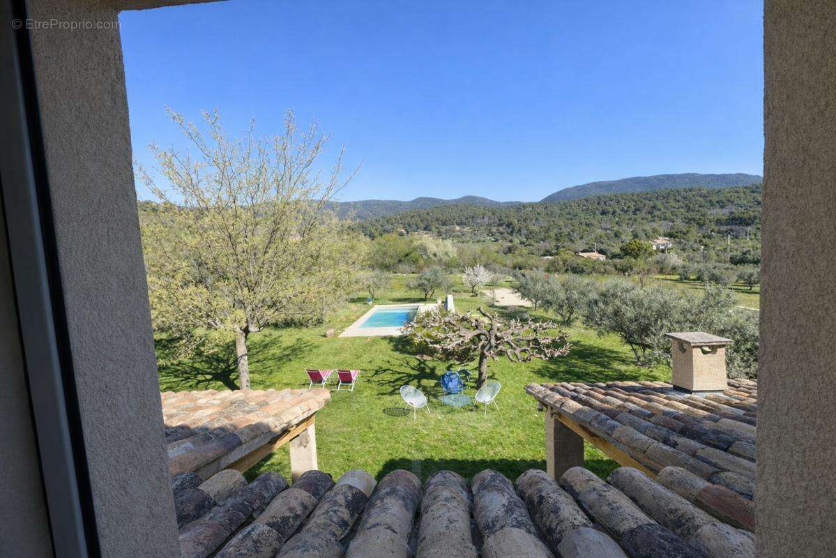Maison 175 m² à Cucuron  - photo 16