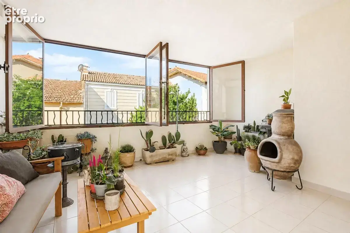 Appartement à VILLELAURE