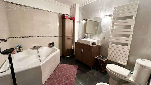 Appartement à ROQUEBRUNE-CAP-MARTIN