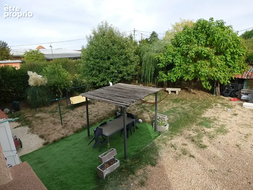 Maison 4 chambres + sous-sol complet + garage 40 m² Saint-Trivier-de-Courtes - photo 3