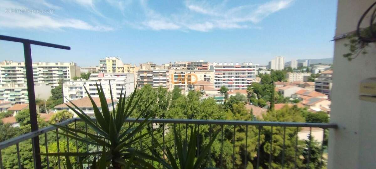 Appartement à MARSEILLE-13E