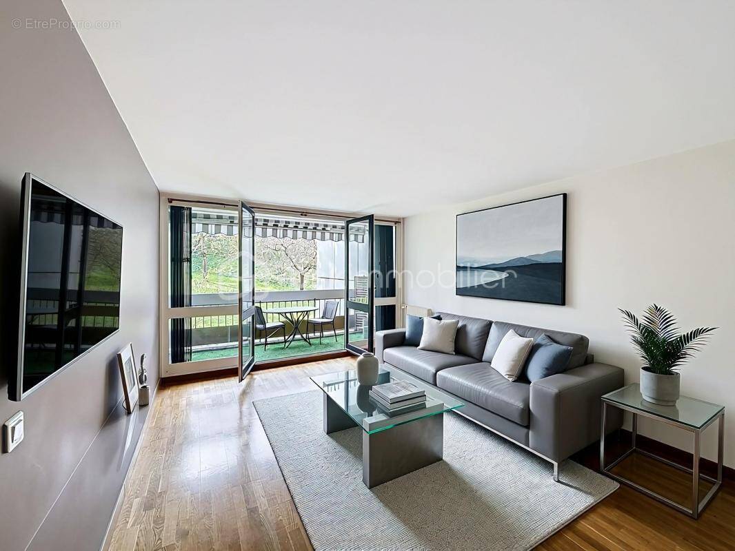 Appartement à GARCHES