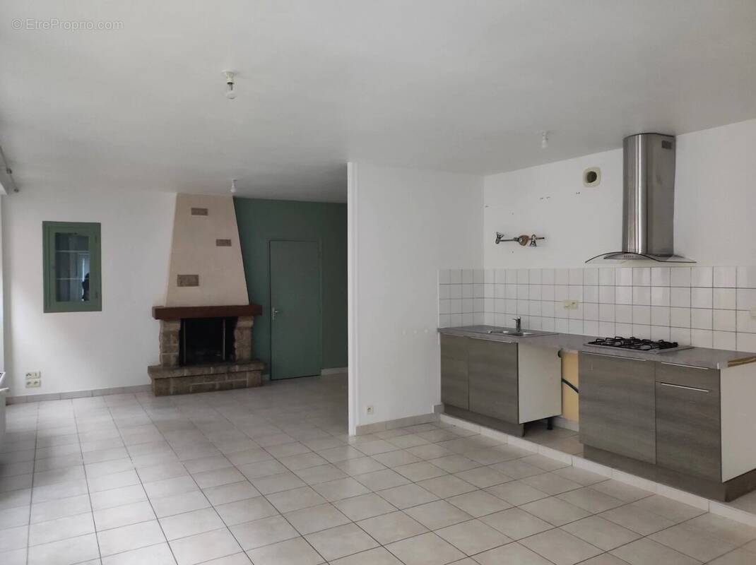 Maison à CHATELAUDREN