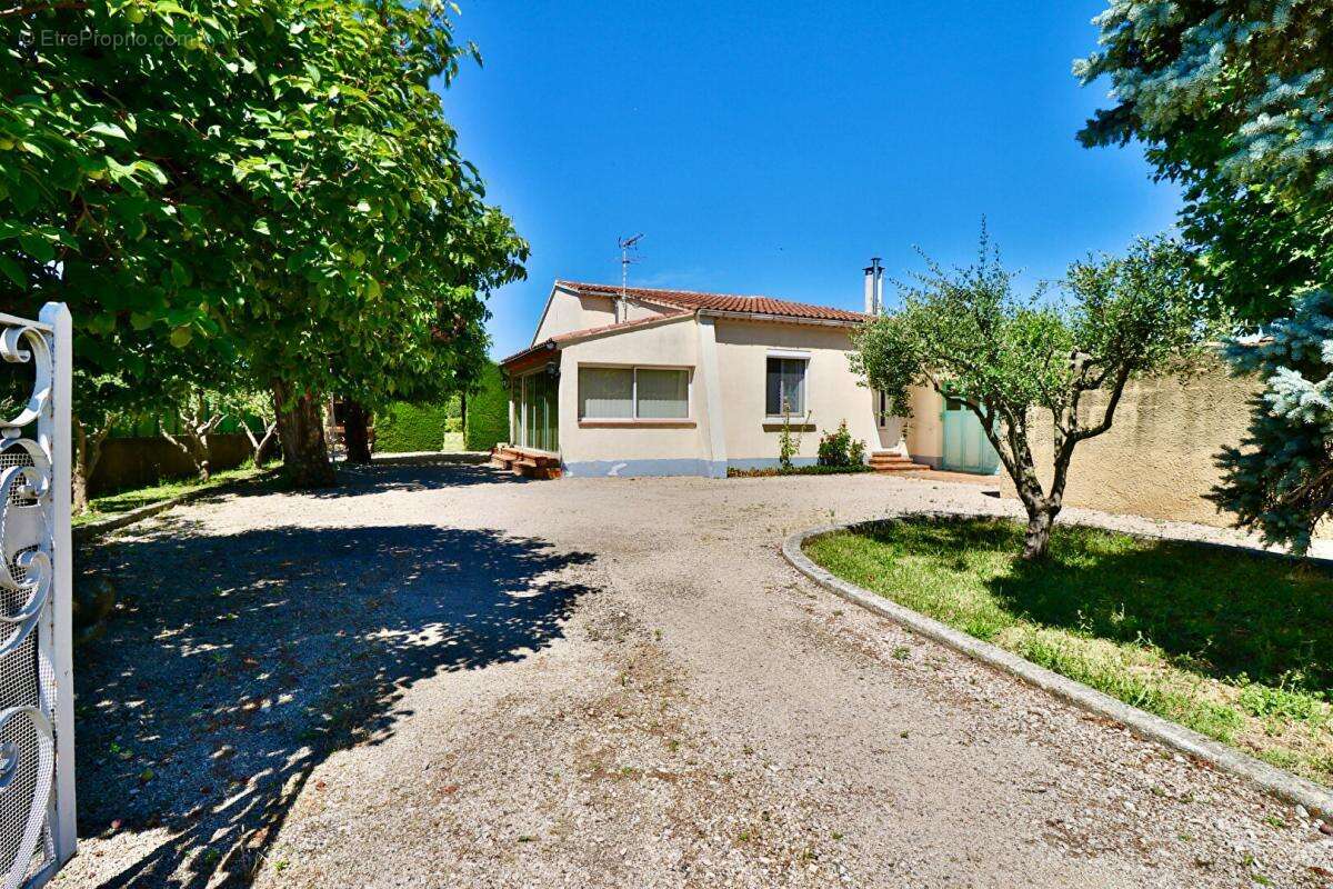 Maison à JONQUIERES