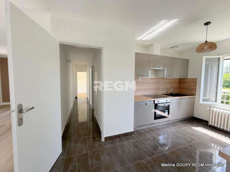 FLEURY-LES-AUBRAIS (45400)   Maison rénovée 160 m2 à fort potentiel d’évolution et double projection   5 chbr - photo 8