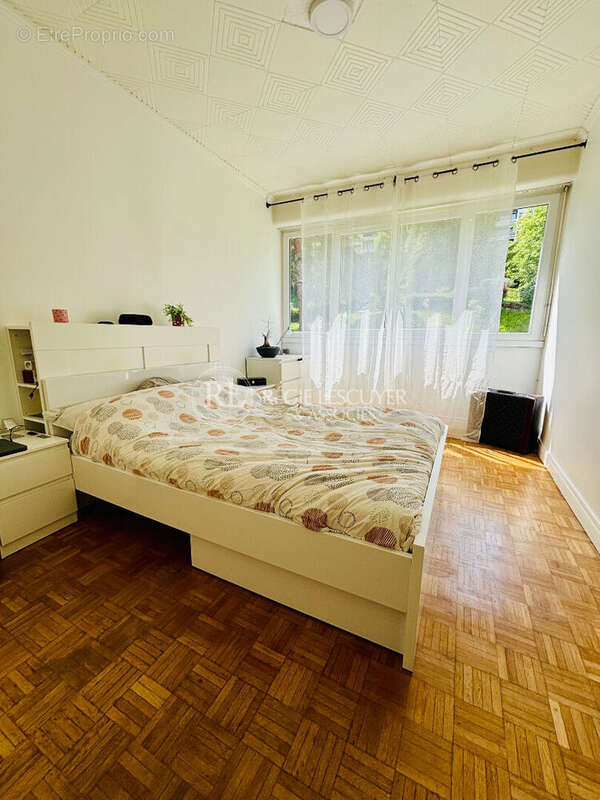 Appartement à SAINTE-FOY-LES-LYON