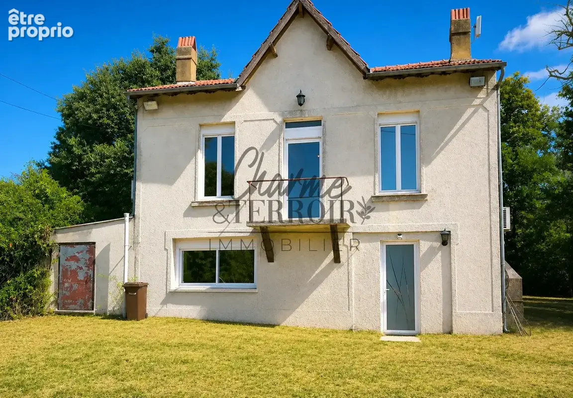 Maison des années 30 de 140m2 sur 1656m2 avec piscine - photo 3