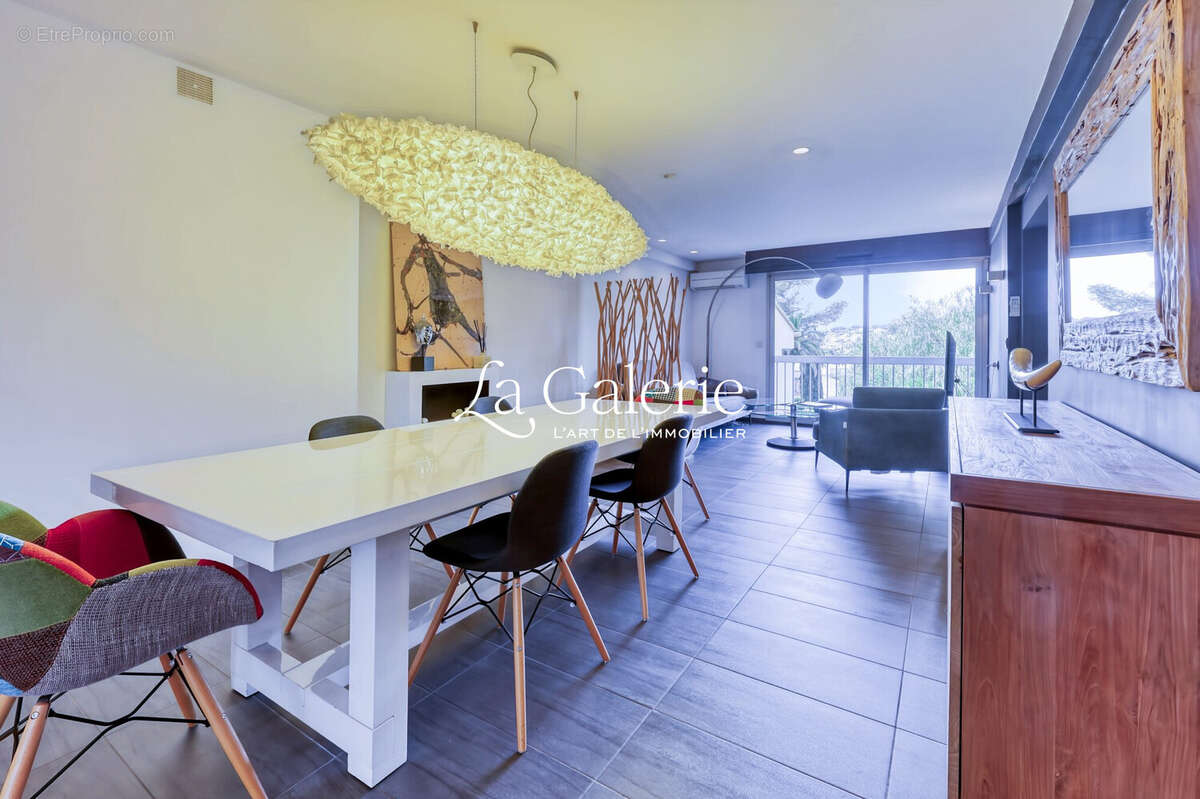 Appartement à CARQUEIRANNE