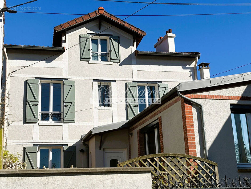 Maison à SAINT-LEU-LA-FORET