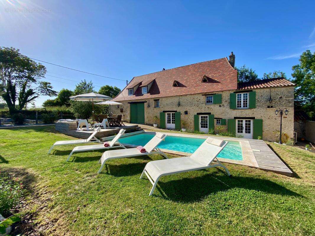 Maison à SAINTE-ALVERE
