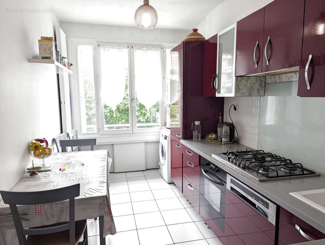 Appartement à SAINT-ETIENNE