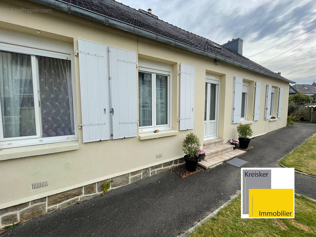 Maison à SAINT-MARTIN-DES-CHAMPS