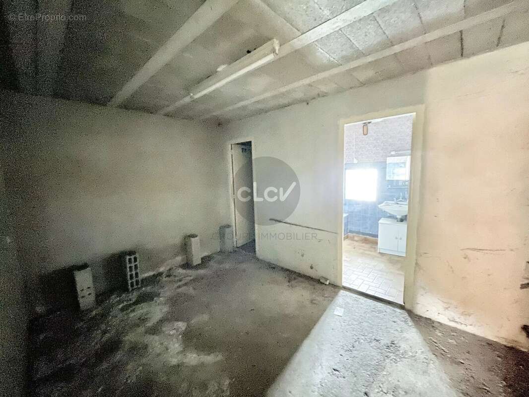 Maison à PONT-DE-VAUX