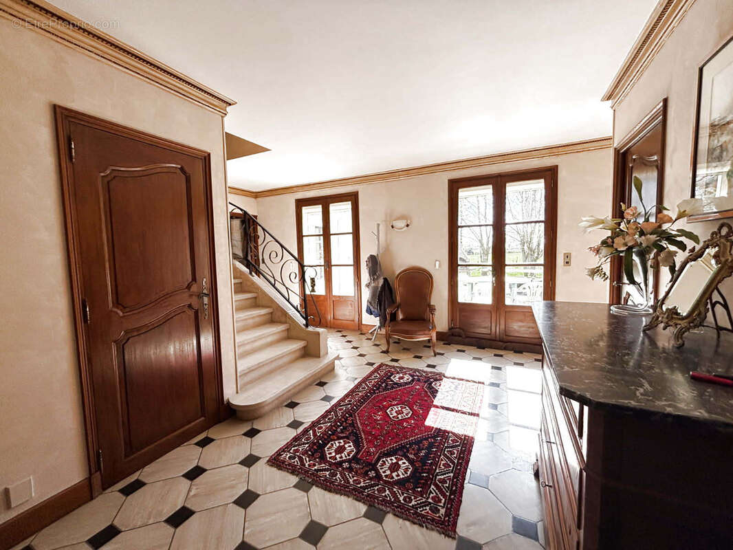 Maison à ARNAY-LE-DUC