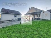 Maison à SAINT-MARTIN-EN-BRESSE