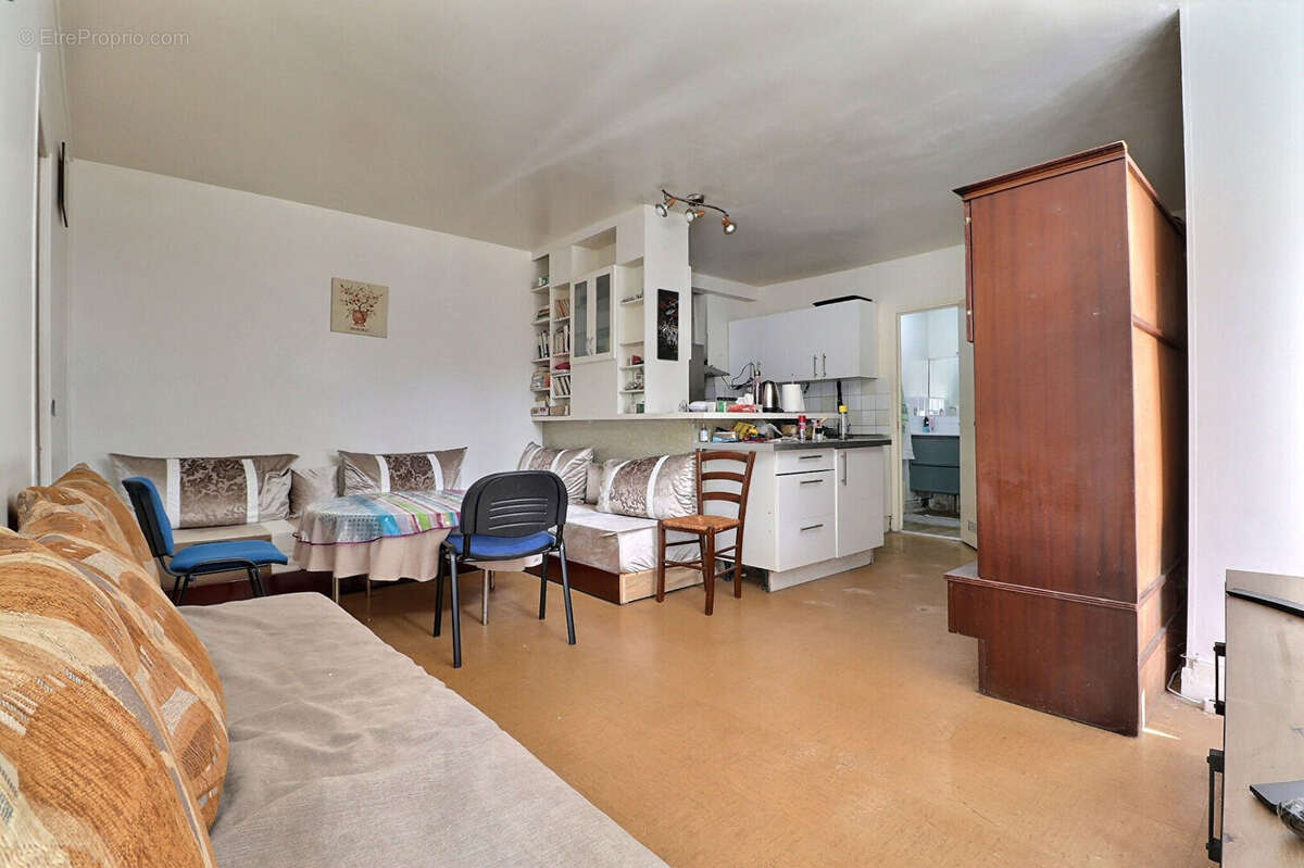 Appartement à AUBERVILLIERS