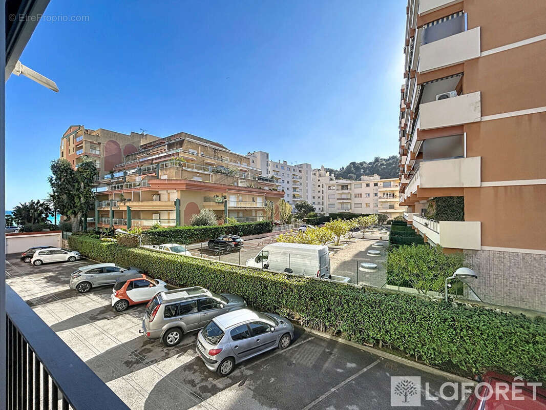 Appartement à ROQUEBRUNE-CAP-MARTIN