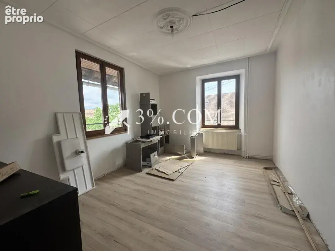 3%COM Triplex de 130m2 avec 4 chambres - 2 parkings - photo 3