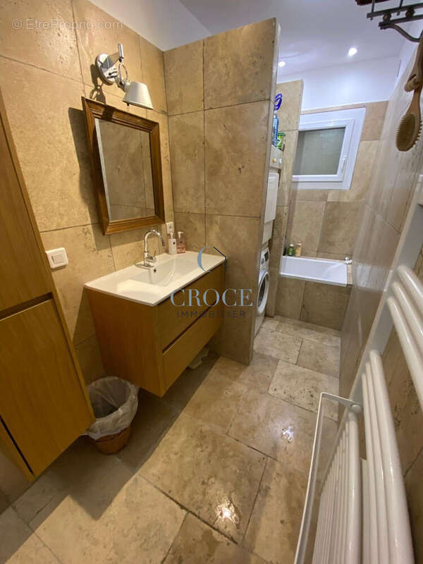 Maison 80 m² à Saint-Quentin-La-Poterie  - photo 9