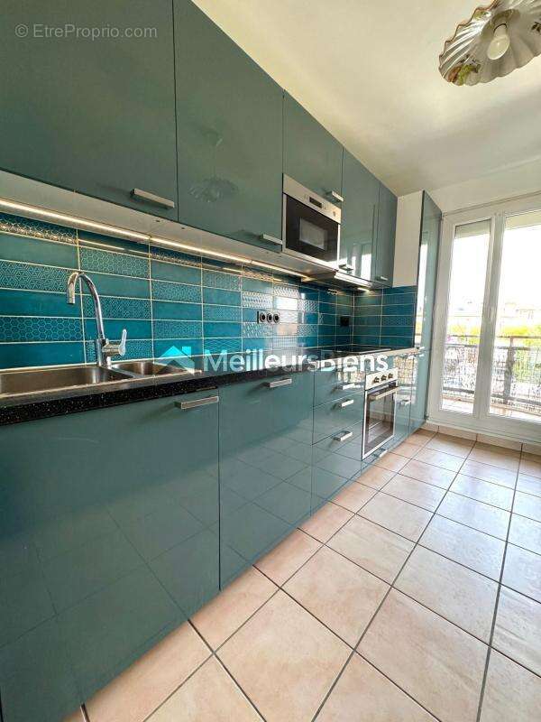 Appartement à VILLEMOMBLE